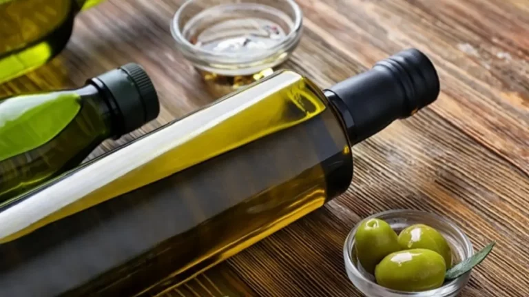 Ελαιόλαδο: Πού Κυμαίνονται οι Τιμές και Τι να Περιμένετε