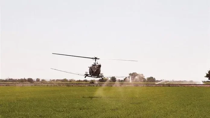Εναέριοι Ψεκασμοί για Κουνούπια στους Ορυζώνες Θεσσαλονίκης και Ημαθίας