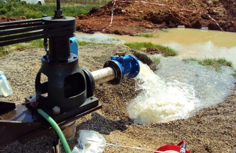 Νέα «Αρδευτικά» 2026: Έρχεται Οριζόντια Επιδότηση 70% για Γεωτρήσεις, Αντλιοστάσια και Συστήματα Εξοικονόμησης Νερού