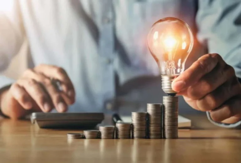 ΡΑΑΕΥ: 3,4 δισ. ευρώ οι απλήρωτοι λογαριασμοί ρεύματος το 2024