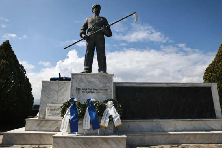 Λάρισα: Τίμησαν την εξέγερση του Κιλελέρ οι αγρότες των μπλόκων – «Φάρος εξέγερσης και συλλογικής δράσης»