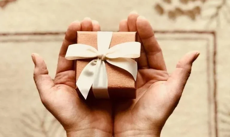 Εορτολόγιο 5 Απριλίου: Ποιοι γιορτάζουν σήμερα και η ιστορία της Αγίας Αργυρής Νεομάρτυρος