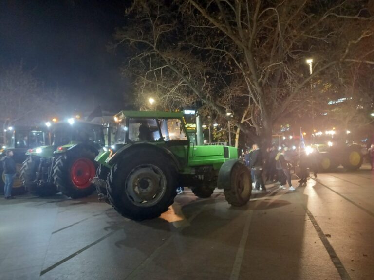 Κινητοποιήσεις αγροτών λόγω ΟΠΕΚΕΠΕ: Τρακτέρ στο κέντρο της Λάρισας – Σύσκεψη στον Παλαμά Καρδίτσας