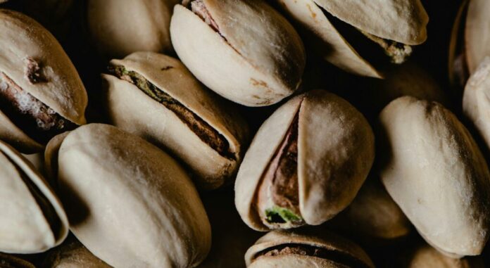 Στους 600 τόνους αναμένεται να φτάσει το φιστίκι Αιγίνης – Σε λίγες ημέρες ξεκινά η συγκομιδή