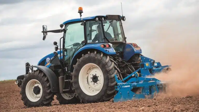 Αντίστροφη Μέτρηση για τα Νέα Σχέδια Βελτίωσης: Προδημοσίευση έως το Τέλος του Έτους και «Πριμοδότηση» στους Νέους Αγρότες