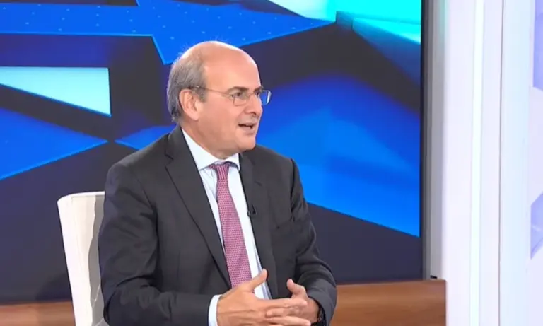 Κ. Χατζηδάκης: «Από τις επιδοτήσεις στην αγροτική ανάπτυξη» – Τι αλλάζει με ΟΠΕΚΕΠΕ και τι μπαίνει στην ατζέντα με τους αγρότες