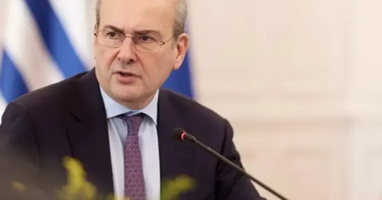 Χατζηδάκης για Αγρότες: «Αδιανόητο να μην έρθετε» – Το παρασκήνιο με τις δύο ξεχωριστές συναντήσεις