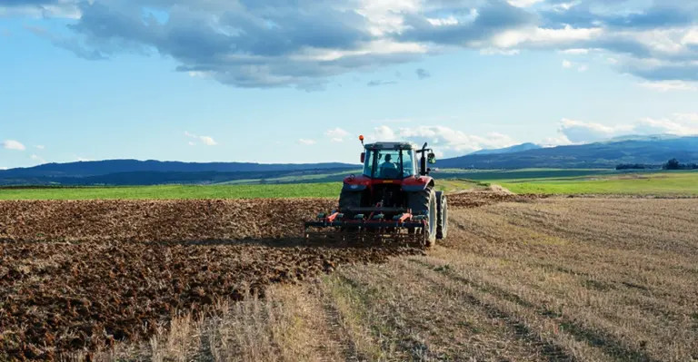 Ραντεβού Λαρισαίων αγροτών στο ΥΠΑΑΤ: Στο τραπέζι αποζημιώσεις, ευλογιά και νέα ΚΑΠ