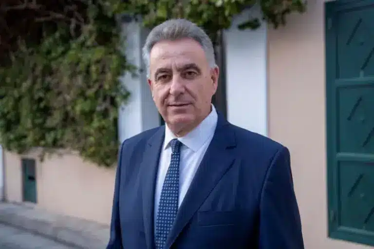Επίσκεψη στο Κτηνιατρικό Κέντρο Αθηνών ο ΥφΑΑΤ Αθανάσιος Καββαδάς