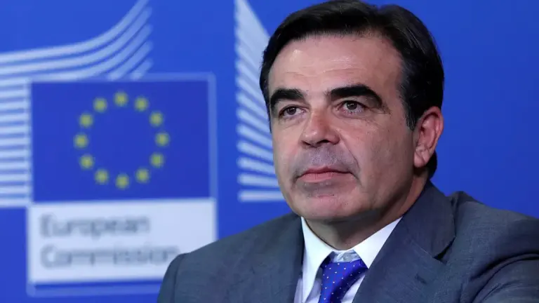 Ο Μ. Σχοινάς στο Λουξεμβούργο: Οι αποφάσεις που κρίνουν το μέλλον των αγροτών