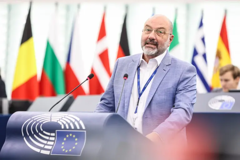 Σ. Αρναούτογλου στην Κομισιόν: Καταρρέουν οι Δενδροκαλλιέργειες σε Πέλλα & Ημαθία